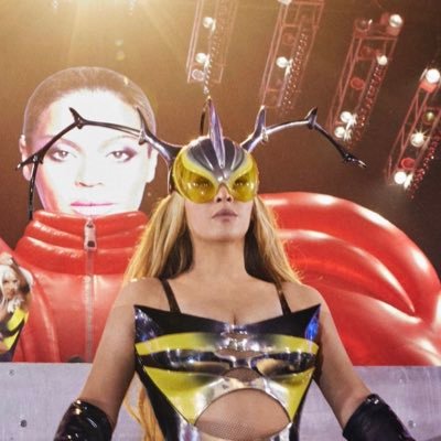 nevisangry's profile picture. h@ter 4L ! elon musk is a white supremacist