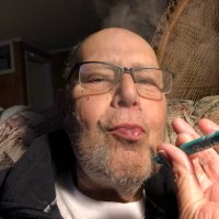 Vinnie the Tweet 🌲👽🌲 (@taurofr) 's Twitter Profile