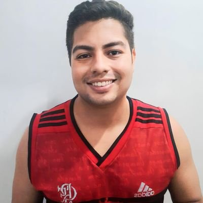 flamengo é minha vida 🔴⚫️ 
Noivo da @paticrf
Papai do Matteo 😍🔴⚫