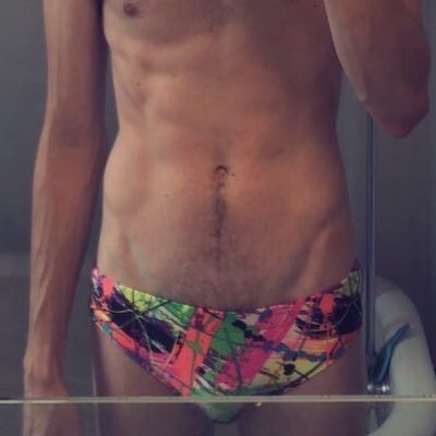 iteh3xael's profile picture. Sup? ^.^