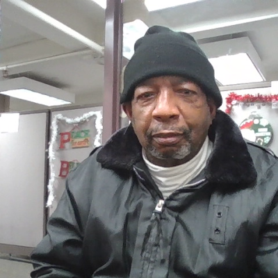 LeonLewis694586's profile picture. 