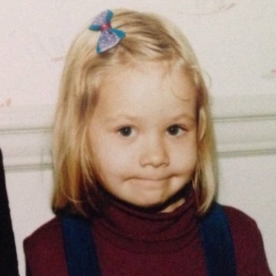 girlwithlatte's profile picture. I fear I can never leave this hellish website