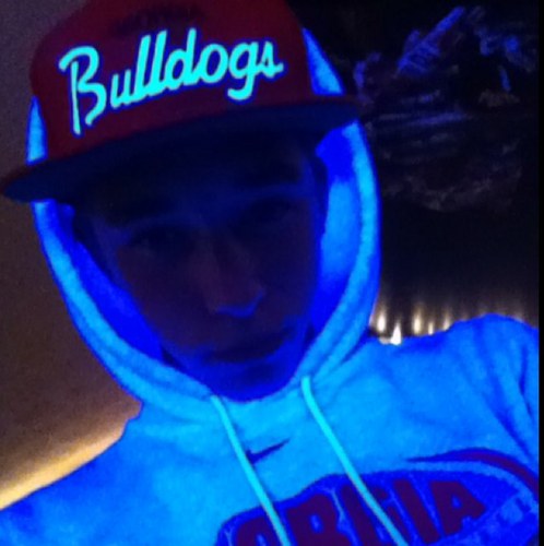 MrSnapbackk_'s profile picture. 