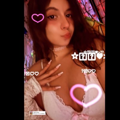 Latina • She/her • ✨Twitch Streamer✨ ASMR PRINCESS 👑 Gamer Girlfriend™. 💜 https://t.co/MTzYU7TSGH