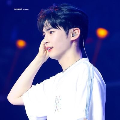 AyudiaFhita's profile picture. Exo-L || Nctzen || Only Allindan😘