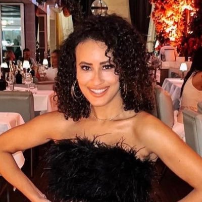 stephanienmxo's profile picture. Entrepreneur and Author living abroad. ☼