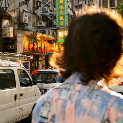 kisyzhan's profile picture. 「落日歸山海 陪伴成告白」