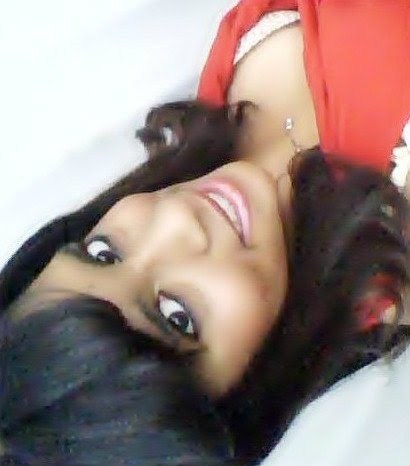 ∿Α мιnhα αlмα neм мe leмbro мαιs eм que esquιnα se perdeu ou eм que мundo se enfιou… ♪
Adm do #FCB @SophiaaAbrahao_ segue aí que eu to perdida haha *---*