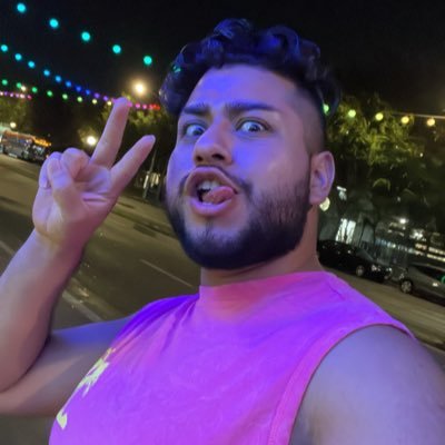 Faciooooooooo's profile picture. 🤪 If You Know The Real Me, I’m Sorry 💁🏽‍♂️
💃🏽 Dance Like No One’s Watching Cuz You’re A Mess Anyway 🔥