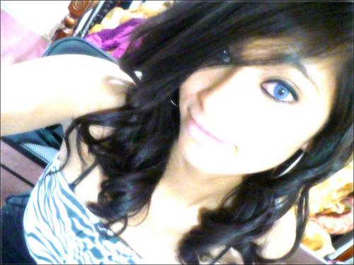 smKadencceq's profile picture. Yet another Christmas alone... anyone single? add me at http://go-u‌r‌l.in/2C9