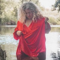 Michelle Ward(@luckybitches) 's Twitter Profile Photo