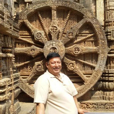 जानने और समझने के लिए जुड़ा हूं। विचार व्यक्तिगत, जो समझता और महसूस करता हूं!
मुझे अपने #देश, अपनी #संस्कृति #भाषा से प्यार है! #हिंदू होने का गर्व है 🙏🇮🇳