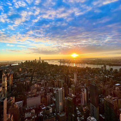 ICE52536945's profile picture. 投資初心者 投資2021年 つみたてNISA S&P500 投資信託　米国株式投資