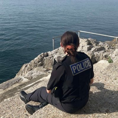 PC👮🏼‍♀️as part of the mighty Plym E section. A lover of the stars, sunsets 🌅 and dogs 🐶. In case of an emergency contact 999|101 in a non emergency🚨