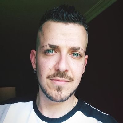 ◼Streamer, papá de 28 años y amante de las fiestas! Ah y me encanta hacerte reir.

◼Cangas
◼https://t.co/QOfszQ0GMZ