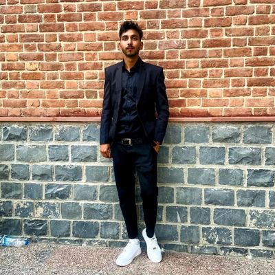 pankaj_rj05's profile picture. |Hinduite|
|Hindu College|
|University of Delhi |
|Physicists | Teacher|