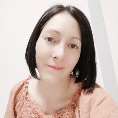大阪に住んでいるメキシコ人です。猫ちゃん、イラスト、本、カフェ、日本語、手作りが好きです。
Kofi: https://t.co/sPnt8MsZdu