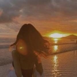 erinanqyji30092's profile picture. 起業家／生活困窮者の方々へお金配りをしています。／毎日10万円配布中です🤙🏻 フォローでご参加ください👍🏻
 こちらから✨ https://t.co/jjsu9v2oE0