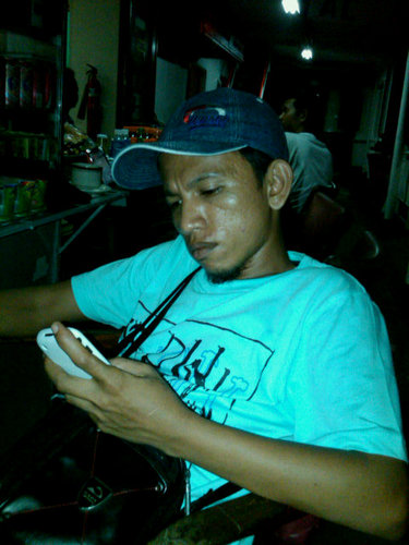 harlenchoy's profile picture. 