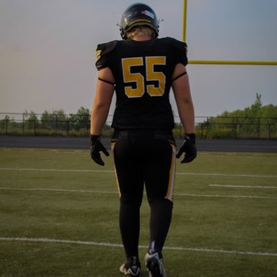 6’ 220lb (DL/OL) | 2022 HON All Conference Second Team | Class of 2024 Northwestern High School | Varsity Football Captain | 3.3 GPA 33 ACT | #218-481-5393