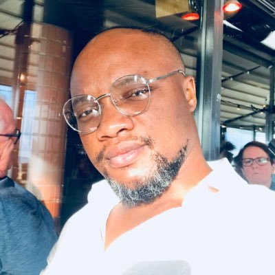 Djospace's profile picture. DG, Nkokal SARL, Co-Fondateur @congoliens, Host de "Tosolola Podcast" et auteur de "Vos 12 questions pour réussir".