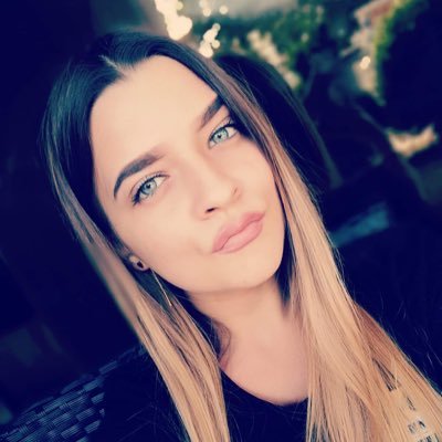 AlexandraD293's profile picture. la déesse