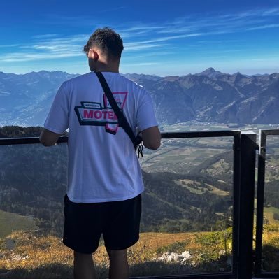 nonameadam_'s profile picture. 