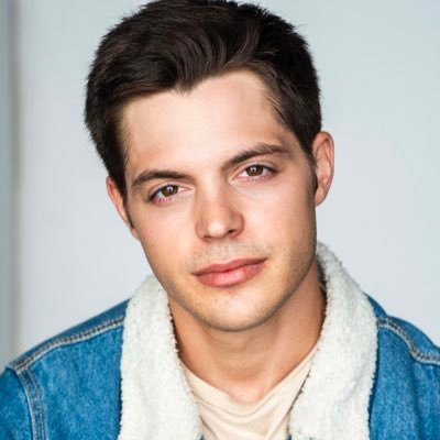 Actor • DDO Artists Agency • The Clutts Agency • TikTok @JakeElliotFitness (145k)