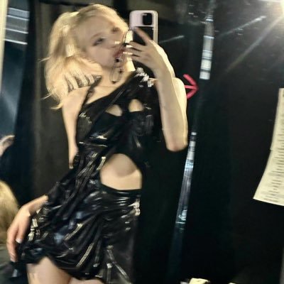 tslily520's profile picture. 常驻成都|身高173体重52kg脚38码|H罩杯细腰🍑臀舌钉| 🛰️v:Ts-lilybaby(备注x 过门槛🧧288咨询|🐧qq:1991307252|备用号@Lilybaby1026 |无视频