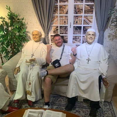 Coinneach85's profile picture. ‘Let me fly you to the moon, My eyes have always followed you around the room,  Cause you're the only god that I will ever need’ 💚