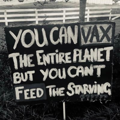 feliciainc's profile picture. mind your business.