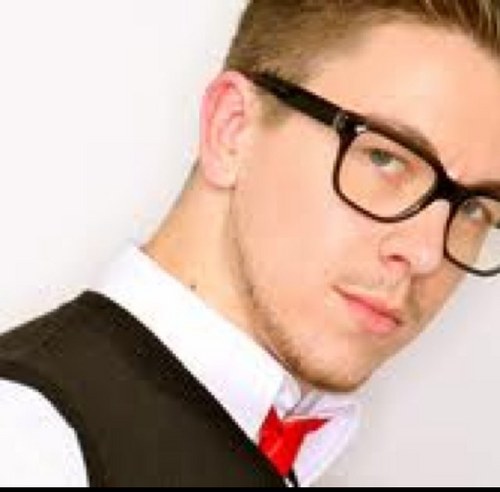 IAmTheSpitfire's profile picture. Mini Mead. @Tobiasmead Tobias Mead is the most amazing dancer ever. Tobias follows :D