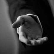 LVoluntades's profile picture. Busco mujeres reales que quieran encontrar su verdadera esencia. Mujeres reales que sin saber cómo ni cuando terminen de rodillas a mis pies...