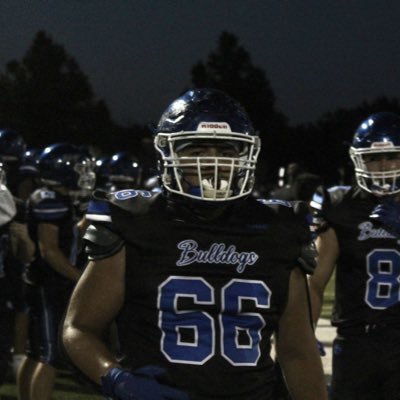5’10•270lbs•DT/OL•Riverside Brookfield Highschool•c/o2024 email: montalvomax05@outlook.com•phone number: 708-359-6078|Squat:445|Bench:295|Deadlift:475|PC:265