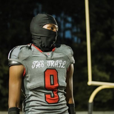 FS/SS co2024 @dmtherrell 4049273482 bangthatdeal@icloud.com #9 3.4GPA https://t.co/EOSQkjwe8Q 2a 1st team all region |5’11| 165lbs| 1:58:31 800m | 18yo |