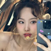 ً#1 nayeon fan(@nayeonsscy) 's Twitter Profile Photo