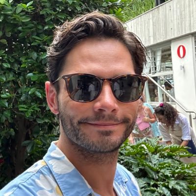 _edrobertson's profile picture. 🇦🇺Aussie | 💙Proud Progressive | 🏳️‍🌈LGBTQIA+ Ally