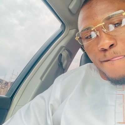 umazealive's profile picture. 👷🏽‍♂️Civil Eng | Freelancer | Web3 | 👻: Umaze | 🇧🇪❤️