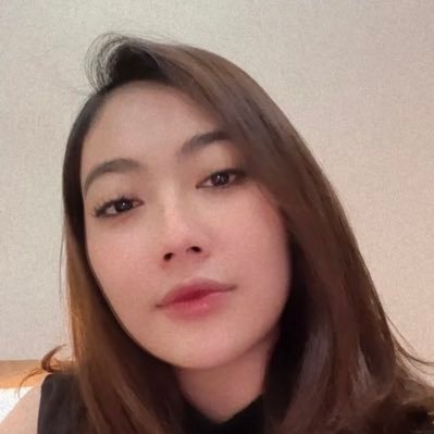 saarahri's profile picture. 