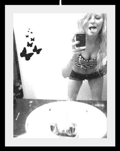 kassihaley1234's profile picture. “Please you can never compare to me, all these bitches is scared of me. I am who they couldn’t even dare to be.” 
 #1 OG KUSH