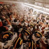Tyler Barnes (@tylerbarnesiowa) 's Twitter Profile