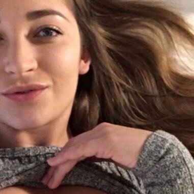 lovelysamaraa's profile picture. 🇩🇪🇦🇹 | 25 yrs old. ❤️