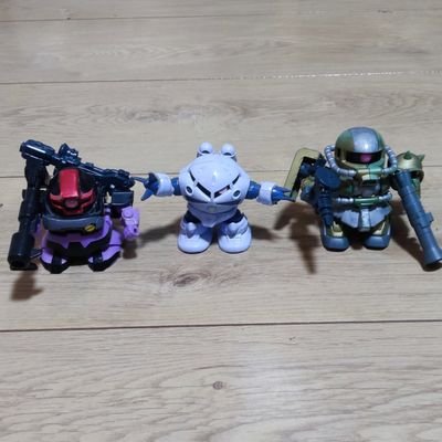 ガンプラとガンダムが好きな中2です。好きなMSはズゴック！！😆ガンプラ垢は基本フォロバします。👍製作技術はまだまだ未熟ですがよろしくお願いします。🙇プラモデルギャラクシーさんに自分の作品飾ってます。見てくれ…🙏僕の人生を変えたゲーム、ガンエボのことは一生忘れないよ！😭
サブ垢→@zugotarou2