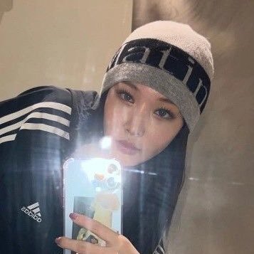 fan account mainly for snsd, exo, svt, chungha • multi! • writing at my own pace • master thread & written works at @taengyukim