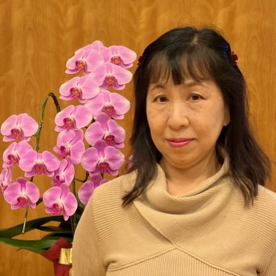 兵庫県西宮市宝塚市で40歳婚活男女のお世話をしております。私は婚活経験者なので 貴女の不安な気持ちがわかります。だから心のケアやサポートさせていただきます。