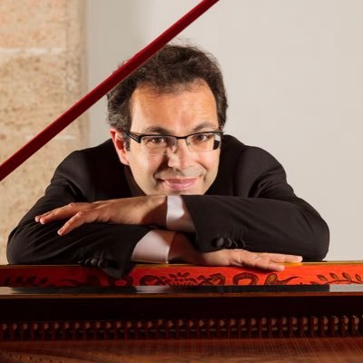 Harpsichordist. Full Chair at Madrid Royal Conservatory of Music. PhD. Global Music Award Gold Medal & Best of Show 2025. Only musical content.