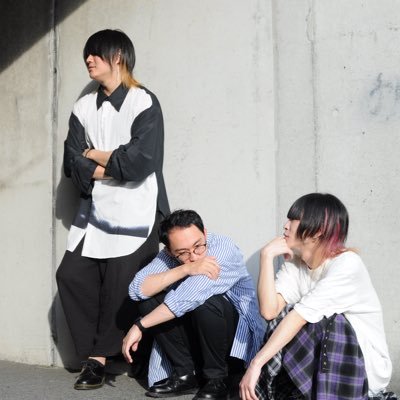 静岡県中部で活動している3ピースバンド Vo&Gtみつ(@mkgvc022802) Baのぞみ(@nonsuke92) Drがい(@Gai29091)