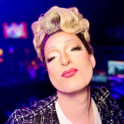 Drag Queen - York, UK. Funny Gals Barnsley. Rhubarb Radio - Crystal and Queenie Show, Wednesdays 8-10pm.
Buffay Sisters
https://t.co/q5UrJGKu4L