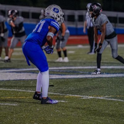 5’10 | 165 lbs | Co 24 | Defensive Back @ Dover High school | Lockdown Defender 🥷 | Email @young1mir2@gmail.com