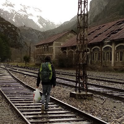 Uncastellum's profile picture. "Lo prohibiu se torna tentador"
D'Aragó al món

Me gusta los mapas :)